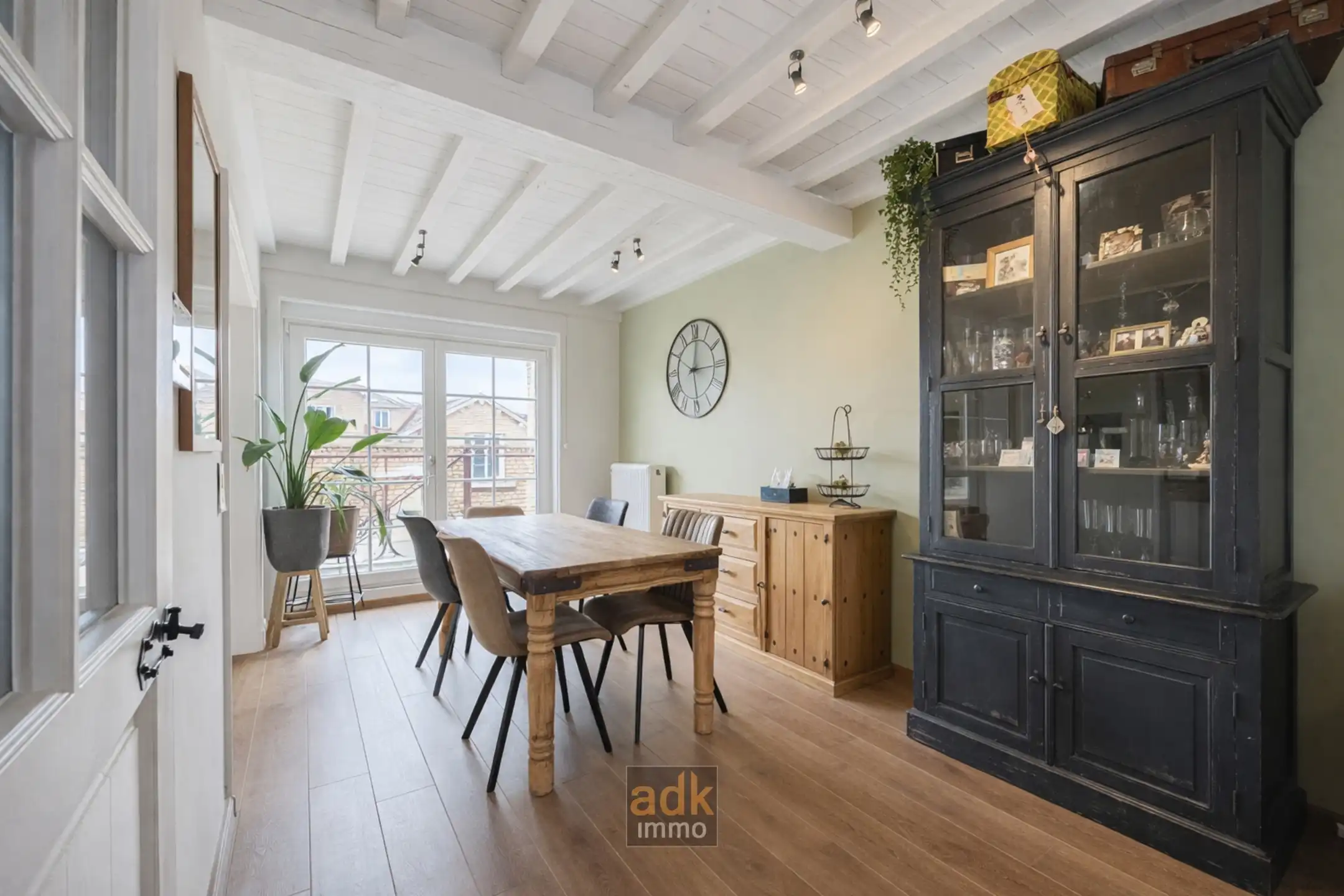 Bel-etagewoning met zonnige tuin op topligging nabij Brugse binnenstad foto 6