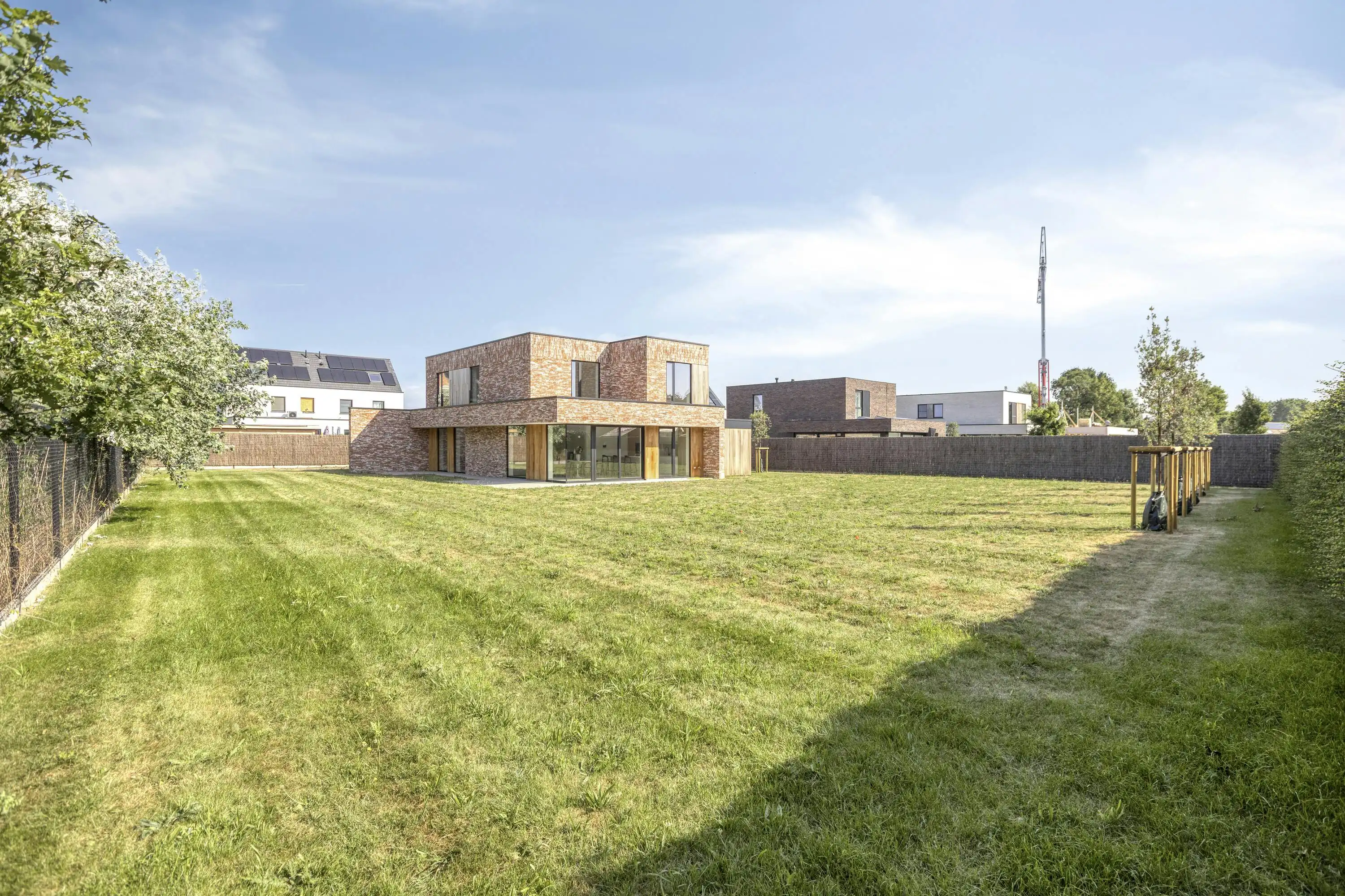 Nieuwbouwvilla met 4 slaapkamers op 1361m² grond foto 23