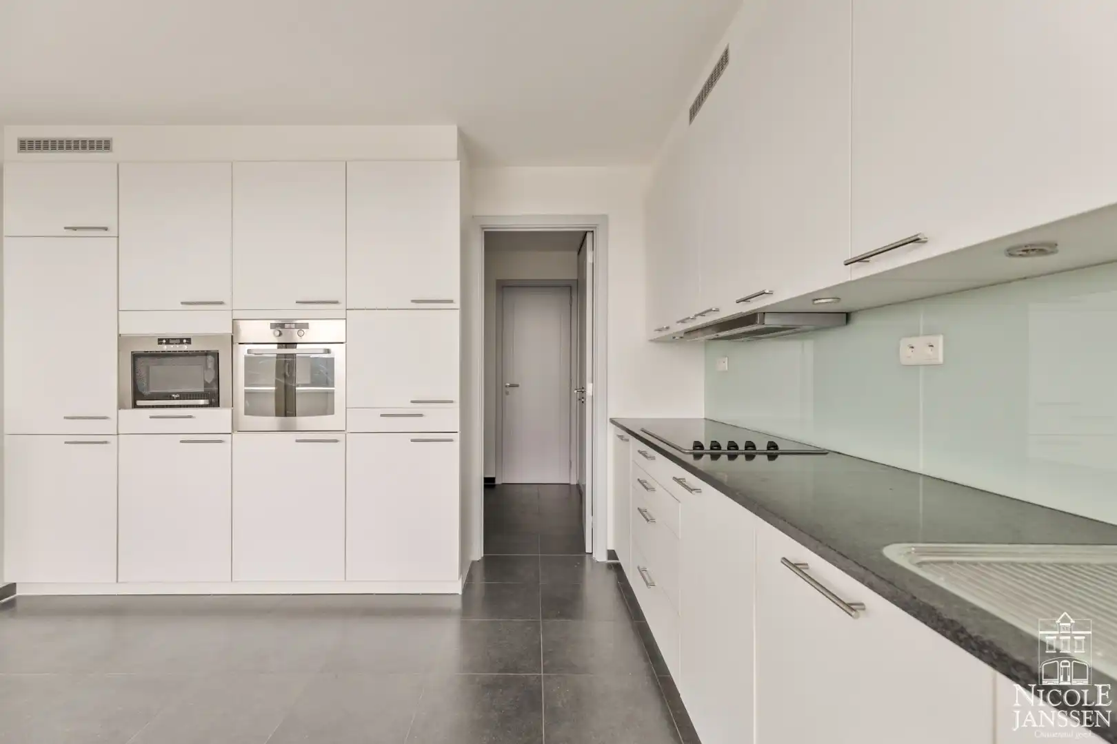 Luxe penthouse op de vierde verdieping met ruime terrassen foto 14