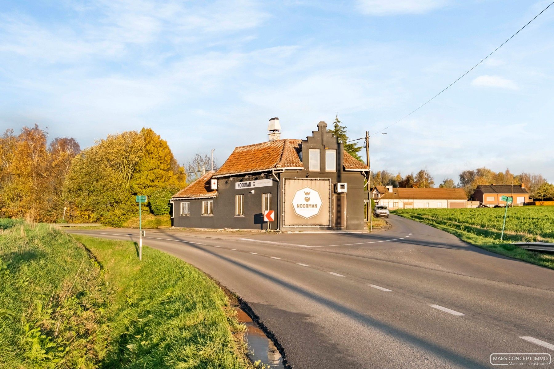 Verhuurde horecazaak in landelijke omgeving met veel parking foto 28