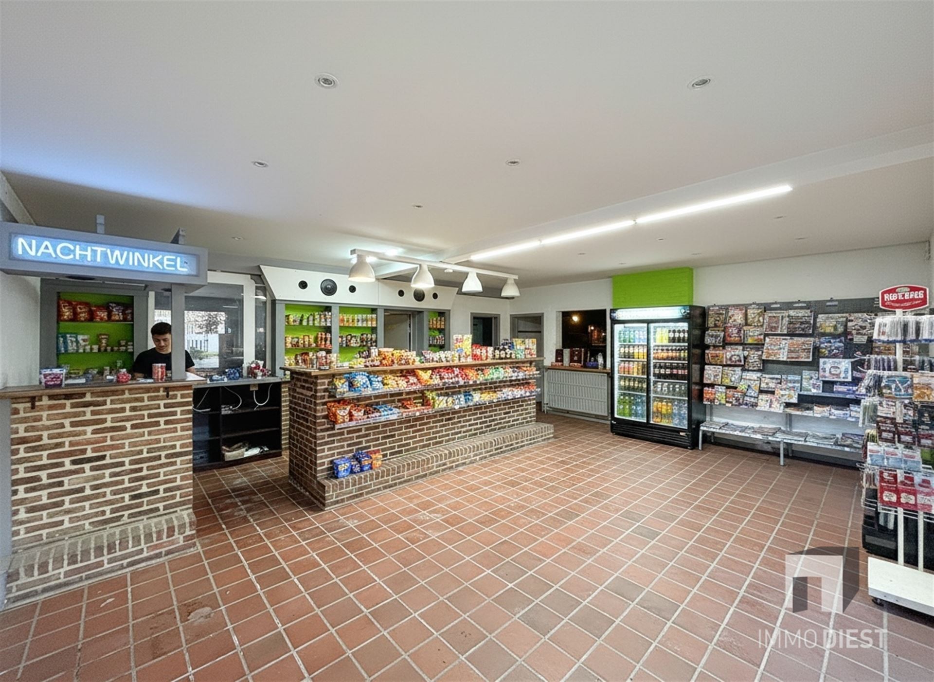 Handelshuis in het centrum van Ham op 5,83are foto 7