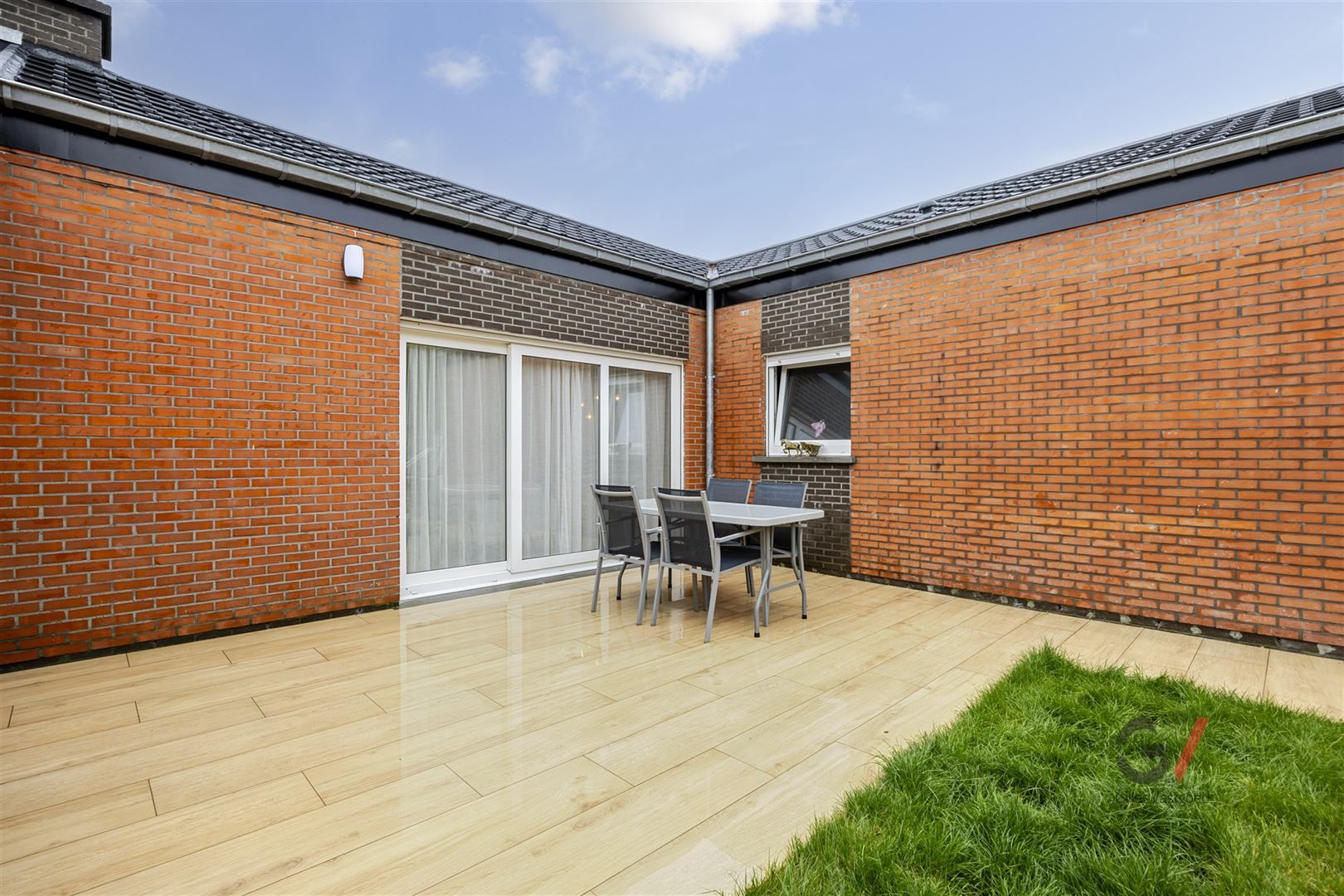 Gerenoveerde bungalow foto 12