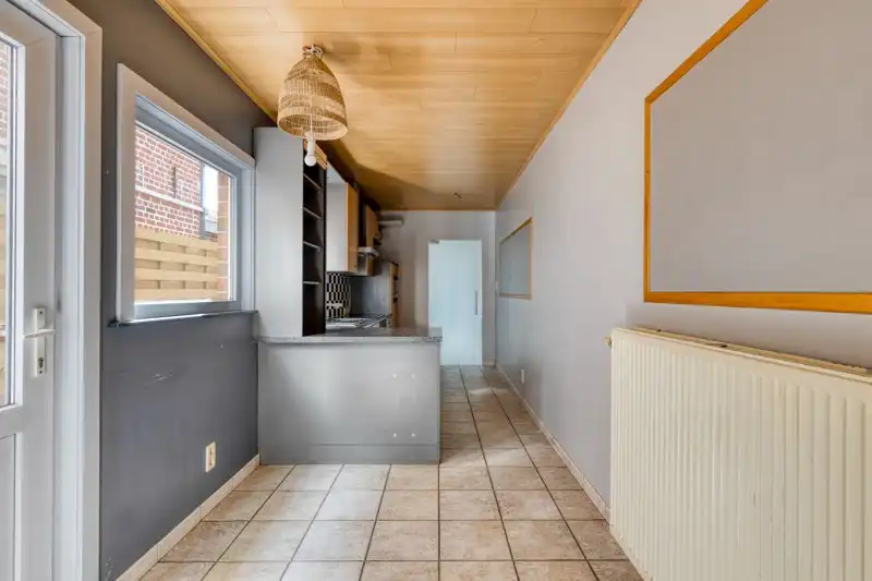 🌿 Instapklare halfopen woning met 3 slaapkamers, tuin, garage en zonnepanelen in Beveren-Leie TE KOOP! foto 7