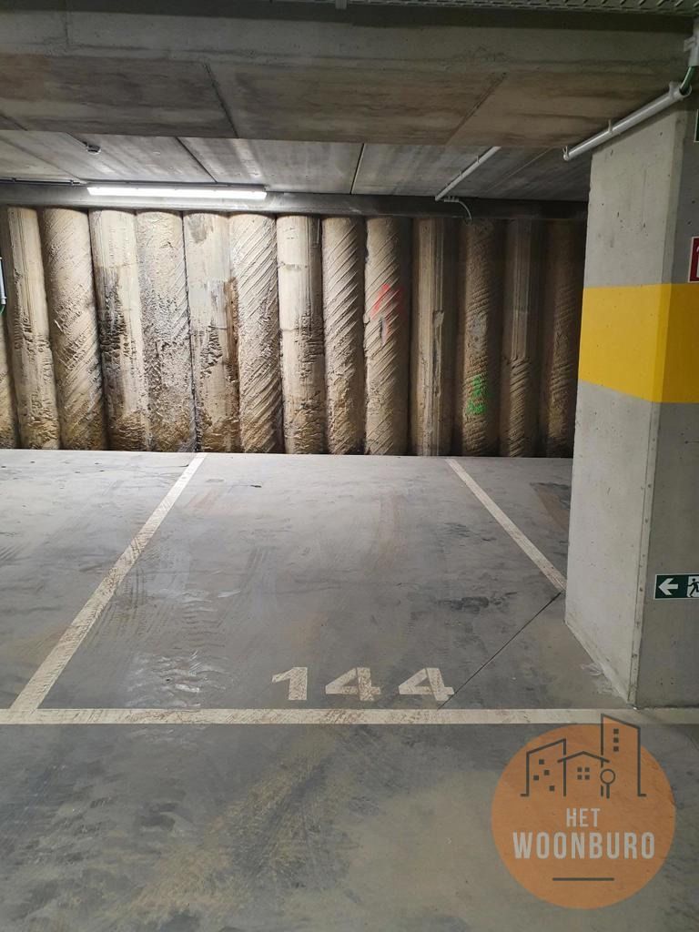 Nieuw appartement 2e verd. met terras en staanplaats foto 11