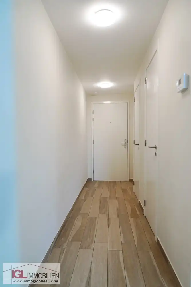 Modern appartement met 2 slaapkamers & zonnig terras foto 12