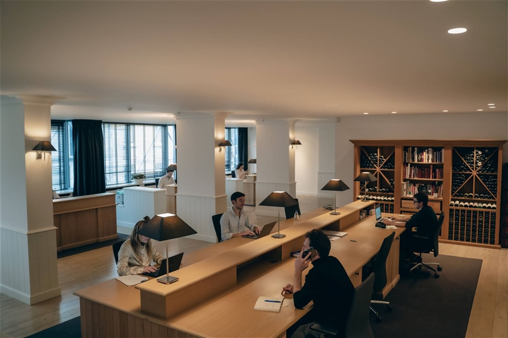 Kantoorruimte van 447m² te huur foto 17