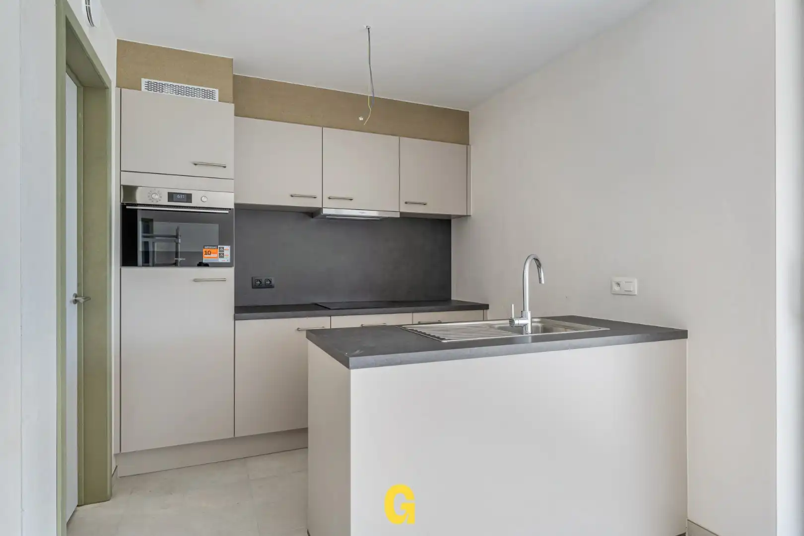 Gelijkvloers nieuwbouwappartement in residentie Bella Vista met 1 slaapkamer en terras en tuin met blijvend zicht op achterliggend groen, vlakbij het centrum.  foto 6