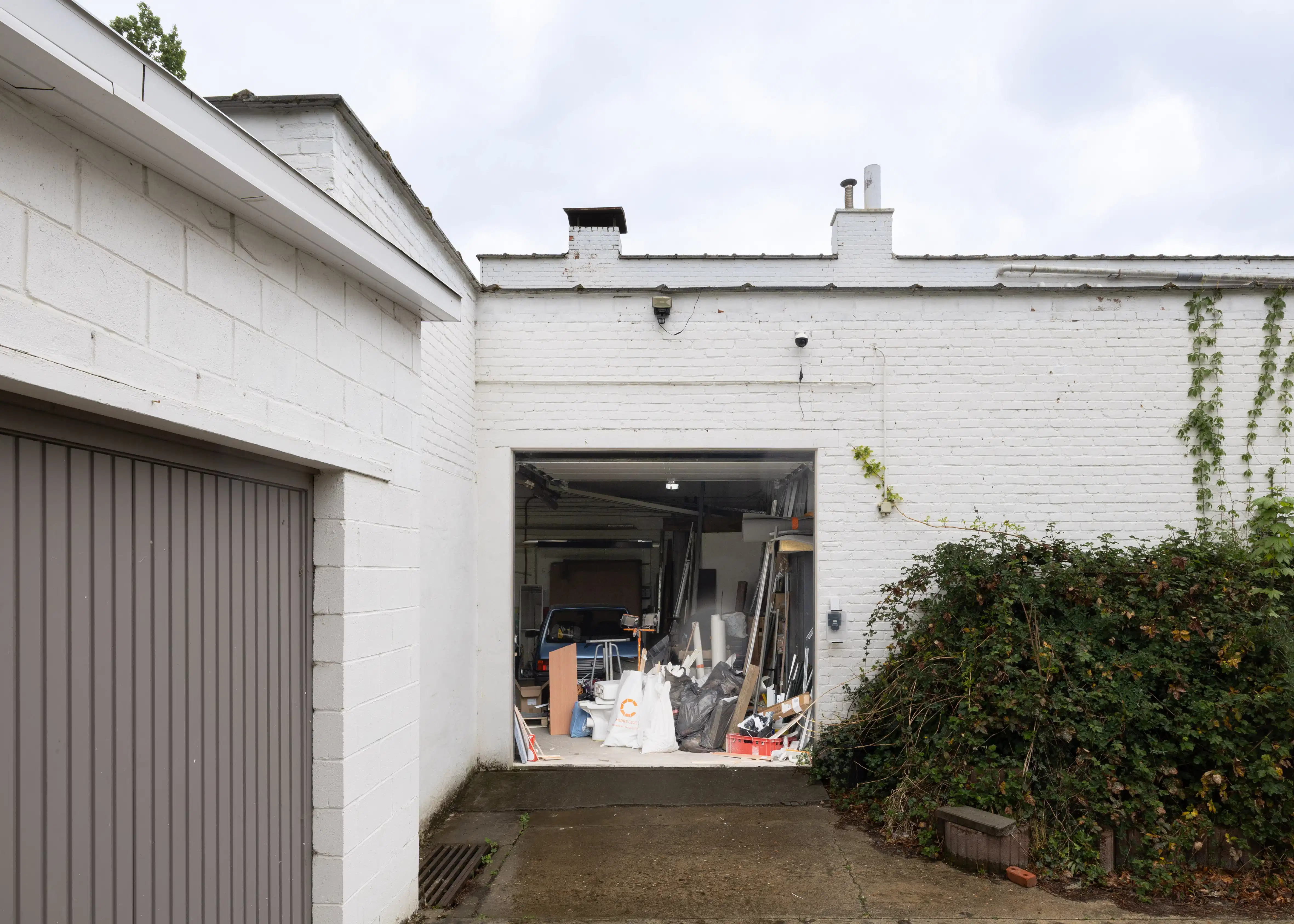 5 woonentiteiten en loods foto 15