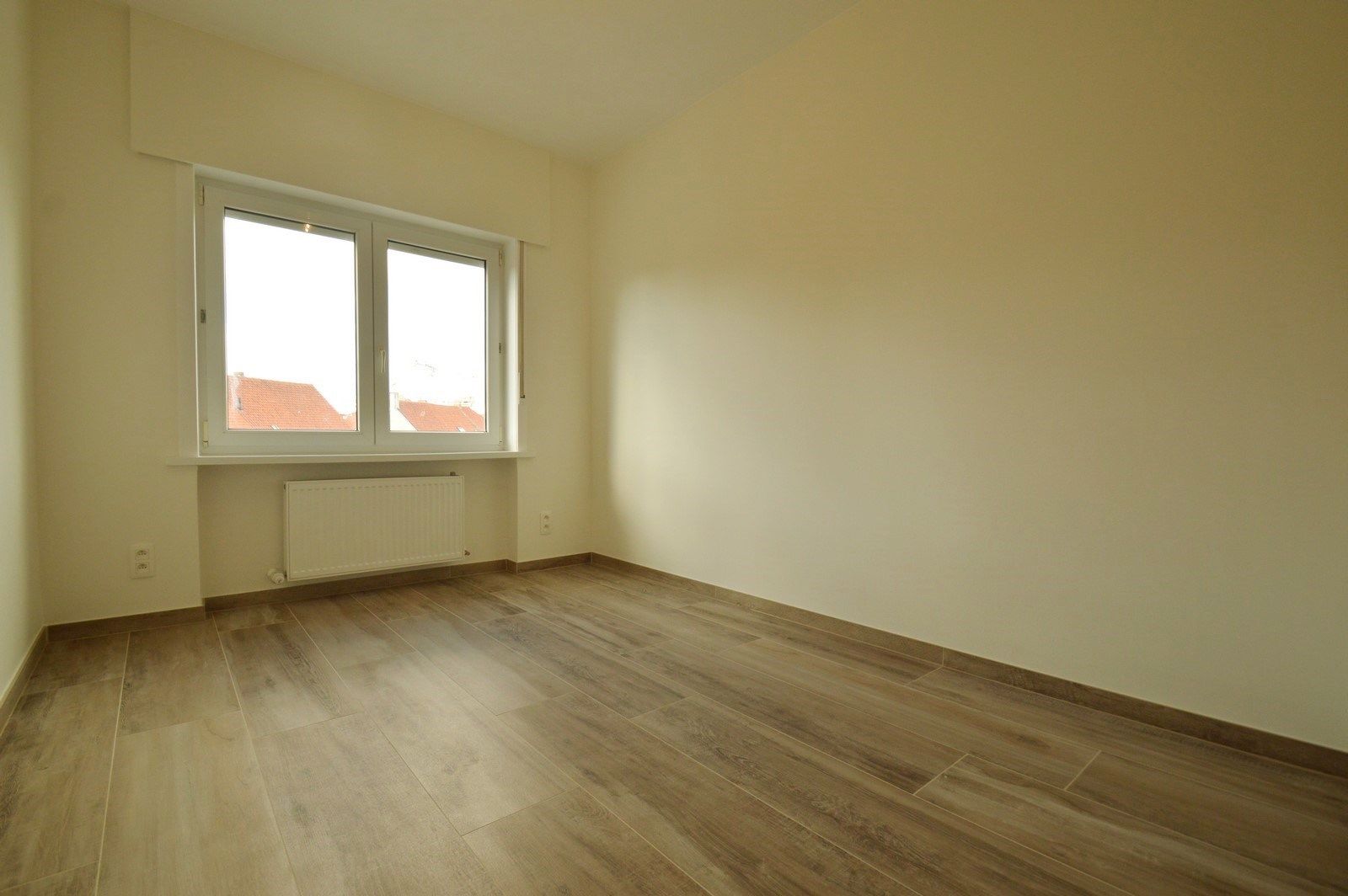 Betaalbaar, mooi gerenoveerd hoekappartement - Heist foto 11