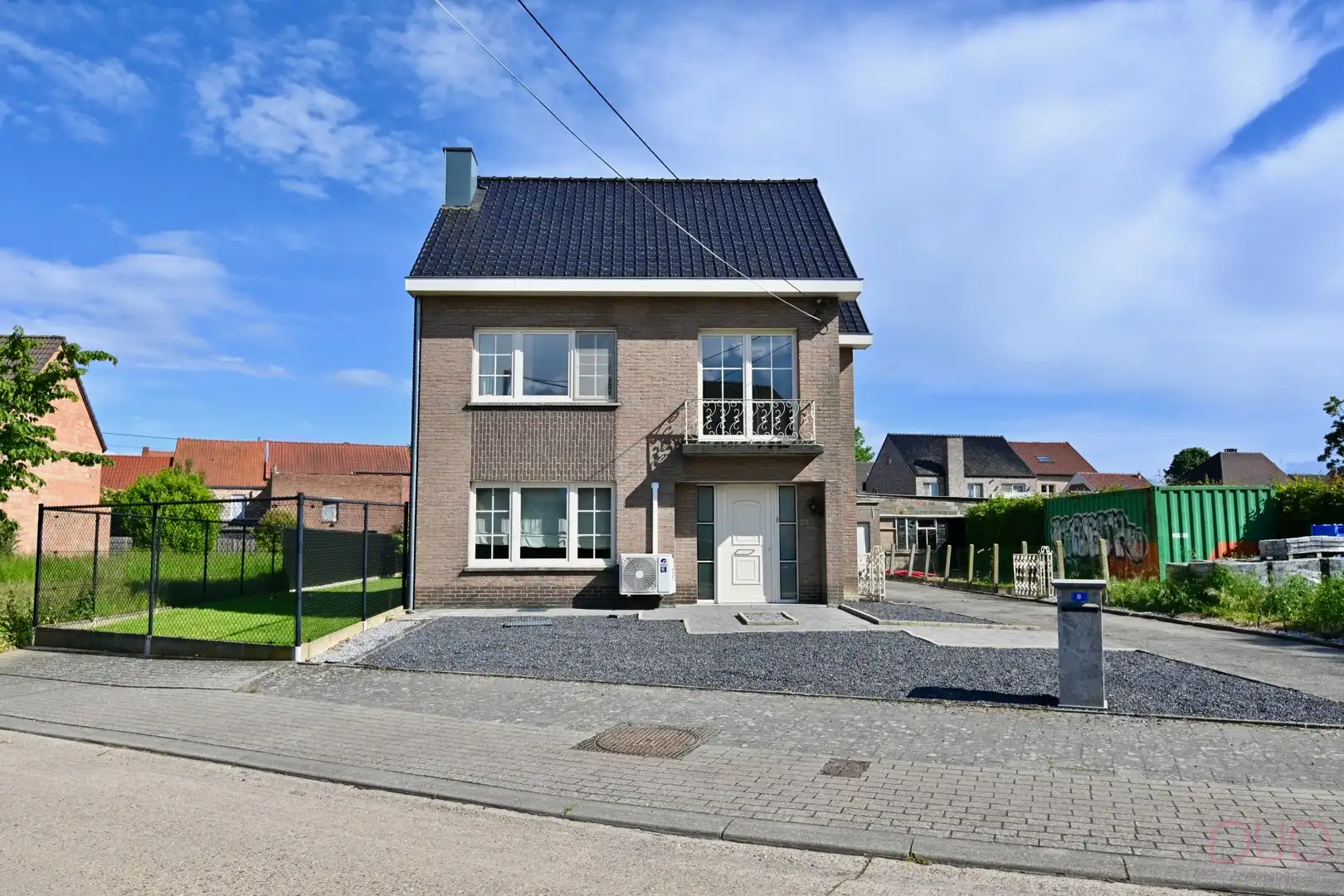 Rustig gelegen gezinswoning met vier slaapkamers en dubbele garage foto 30