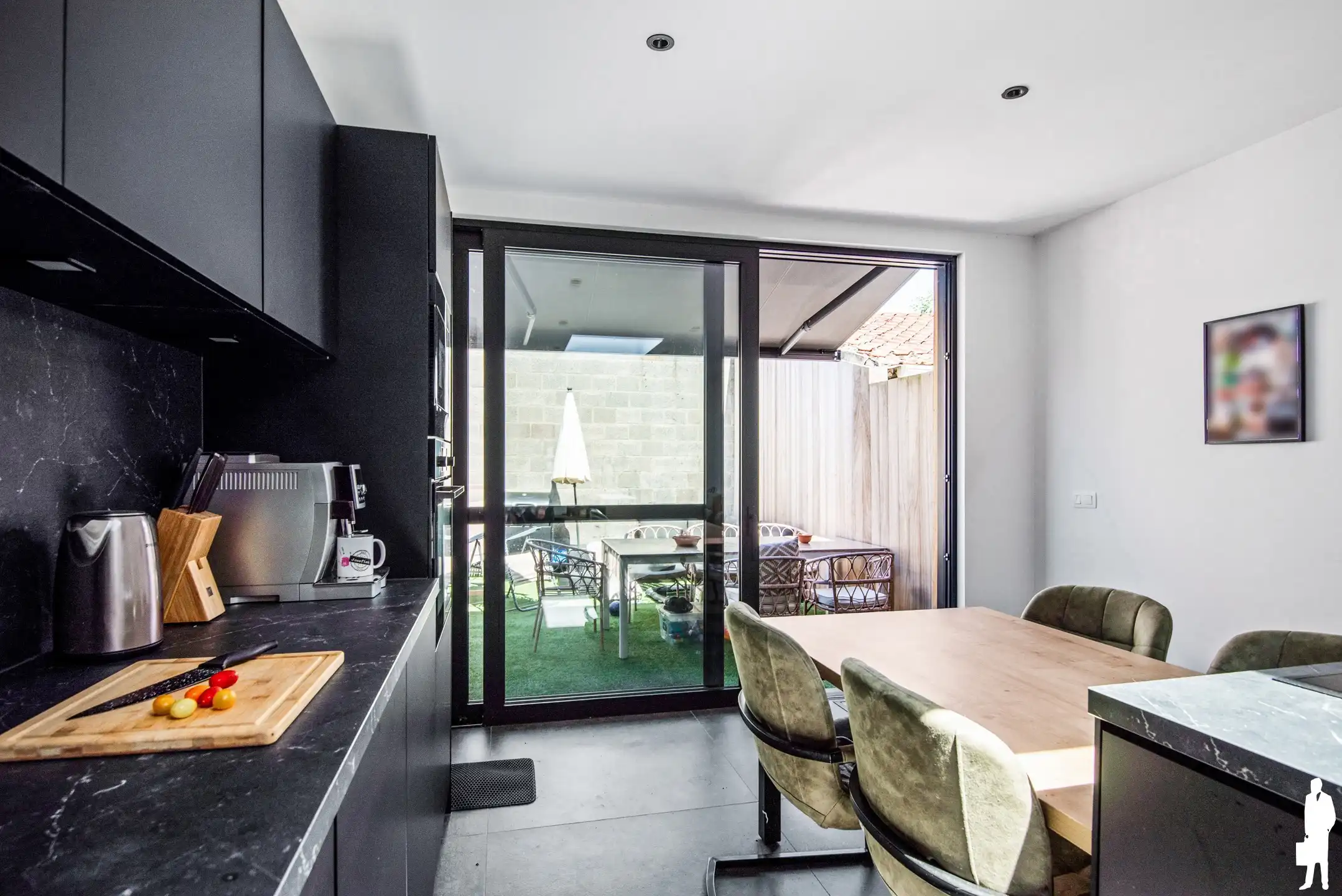 Instapklare woning pal in het centrum van Duffel foto 13