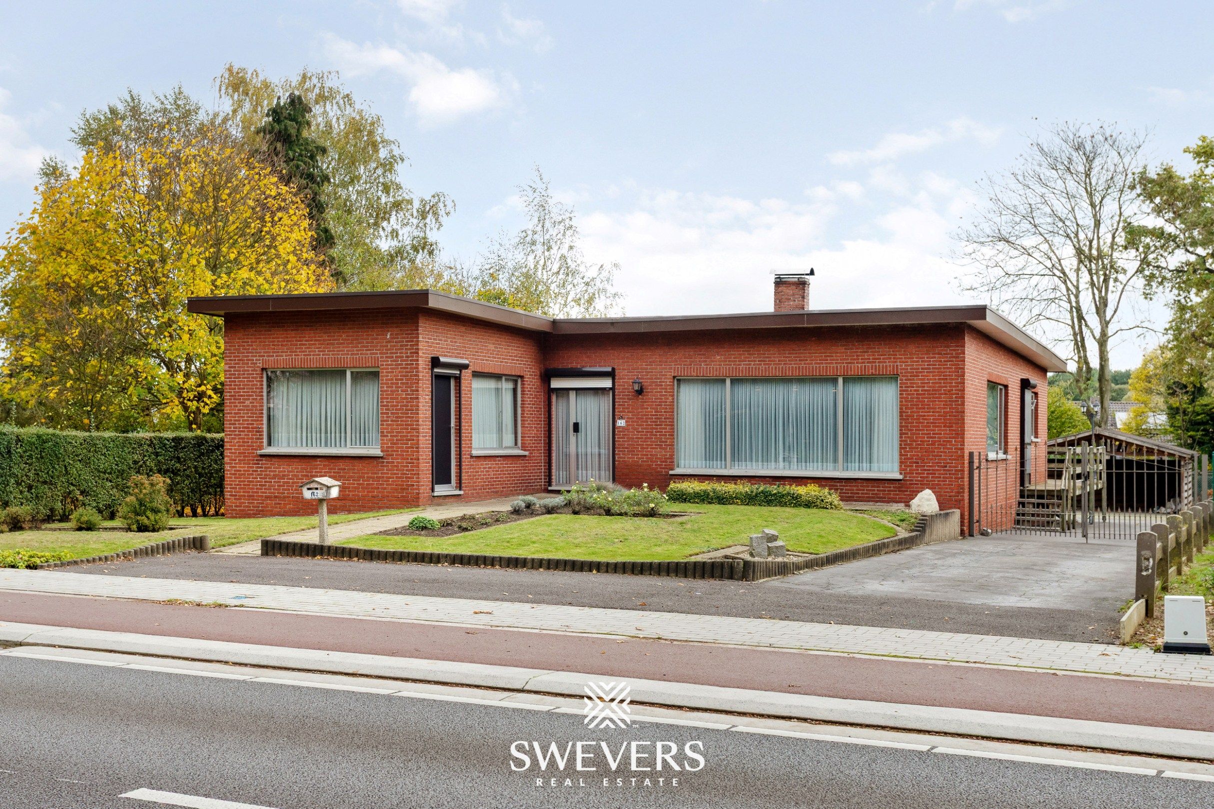 Gelijkvloerse woning met 4 slaapkamers op 8a85 te Viversel. foto 29