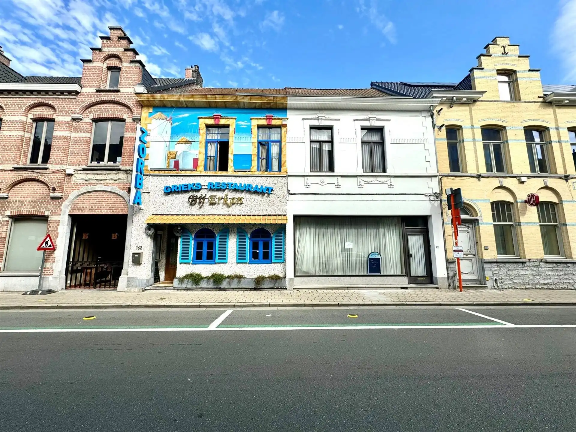 In het CENTRUM gelegen DUBBELE WOONST met POTENTIEEL foto 3