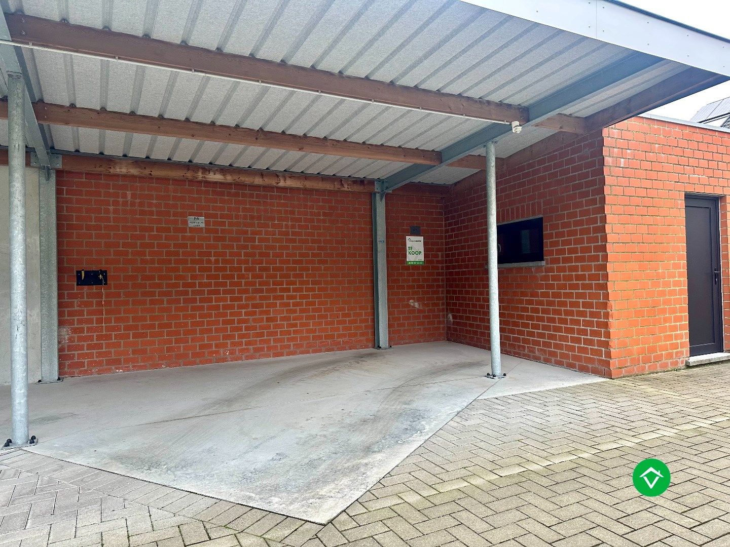 Overdekte autostandplaats te koop in Leffinge – Residentie Offshore foto 6