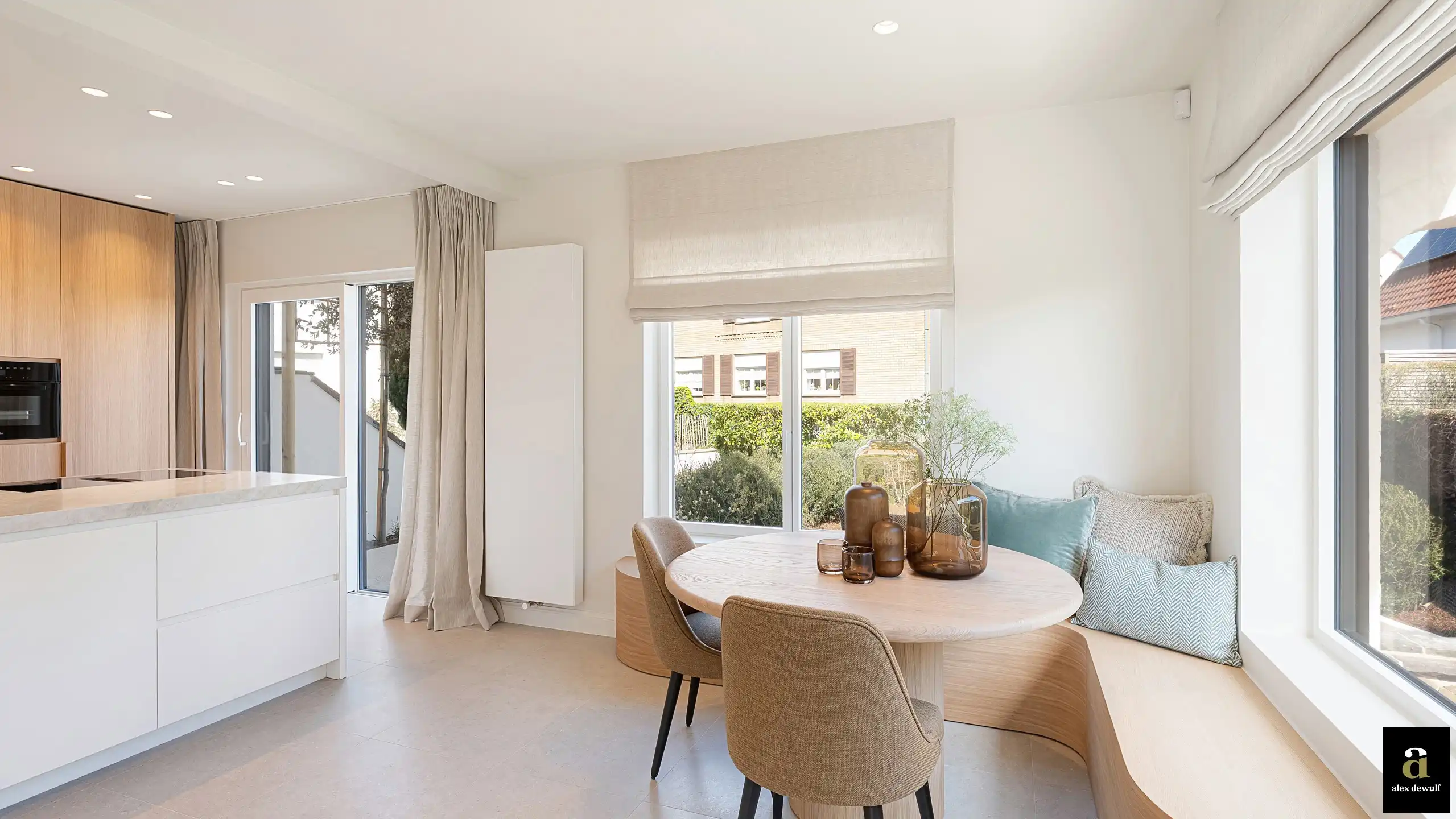 Uitstekend gelegen, volledig gerenoveerde koppelvilla te Duinbergen, op wandelafstand van het strand en de duinen. foto 18