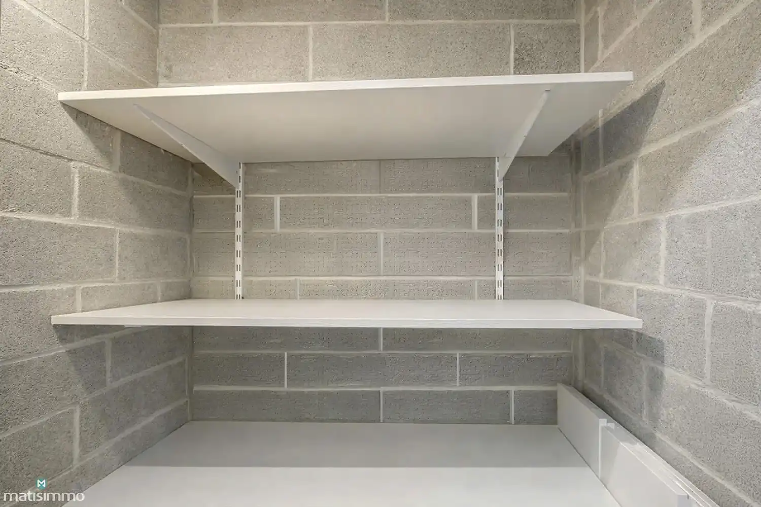 LUXUEUS AFGEWERKT APPARTEMENT MET 2 SLAAPKAMERS EN ZUIDGERICHT TERRAS VLAKBIJ HET CENTRUM VAN BILZEN (+ optioneel 3 autostaanplaatsen) foto 25