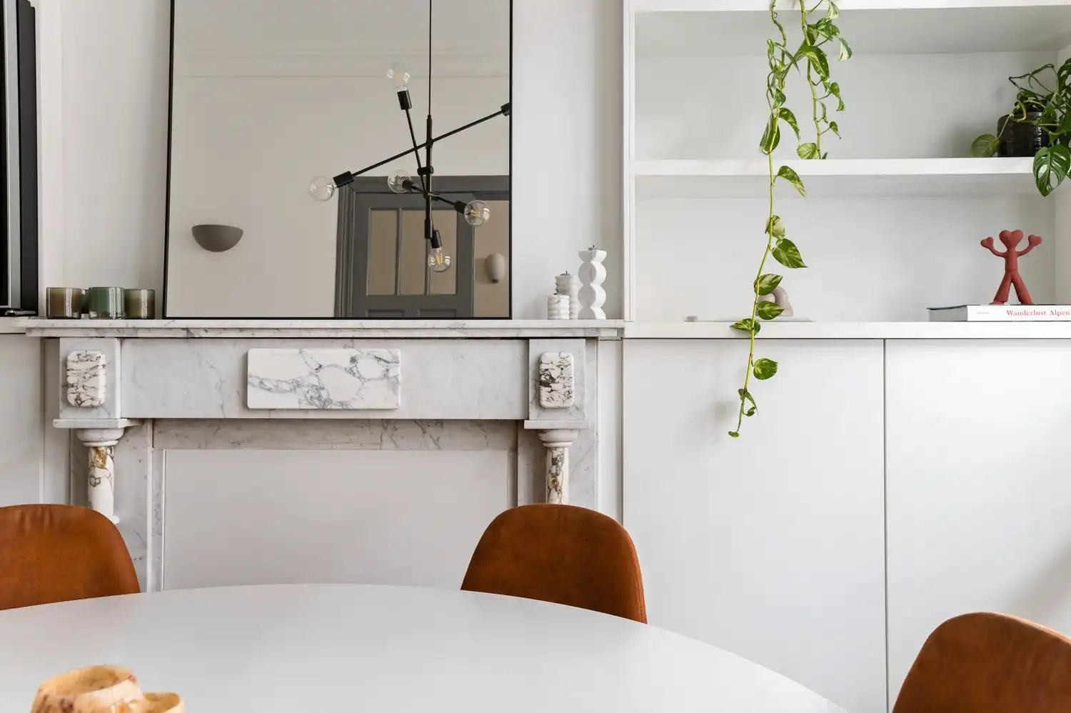 Ruime en instapklare gezinswoning met 4 slaapkamers in Wilrijk foto 2