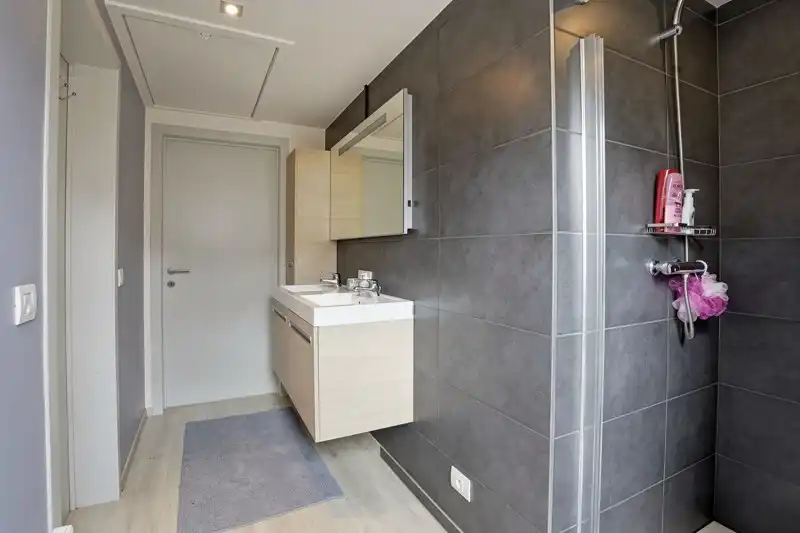 Commercieel pand met woonst en feestzaal op zichtbare locatie te Tielt 🏠 foto 29