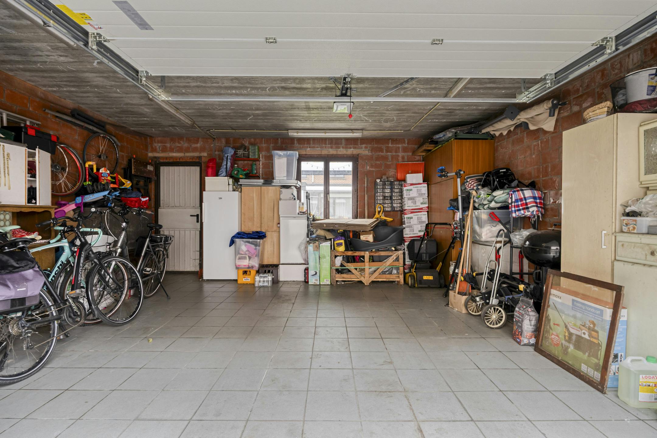 Ruime rijwoning met garage te Willebroek foto 12