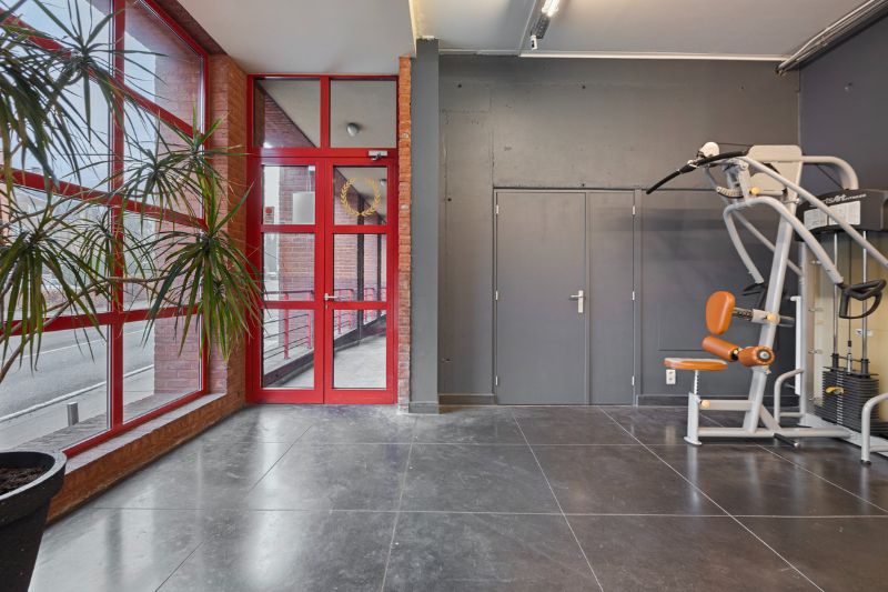 Handelspand van 400m² in het Centrum van Genk foto 6