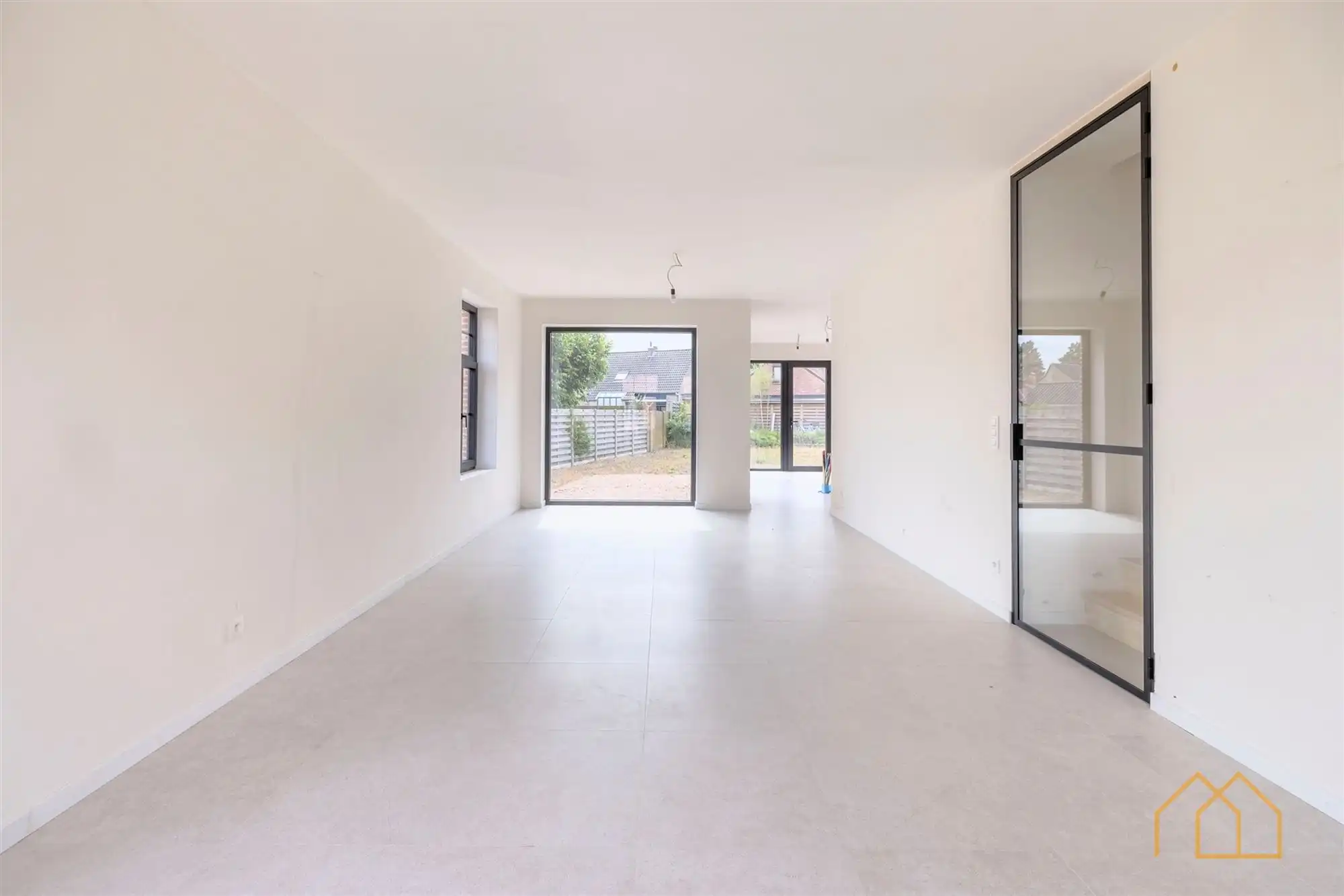 Ruime nieuwbouw van 180m² in Veerle - 4slk mogelijk foto 3
