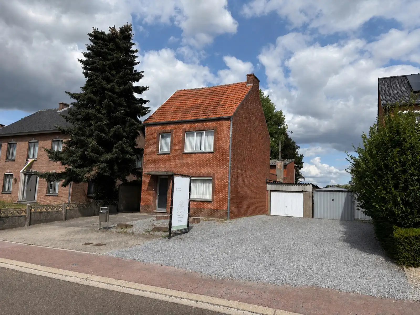 Hoofdfoto van de publicatie: Huis te koop