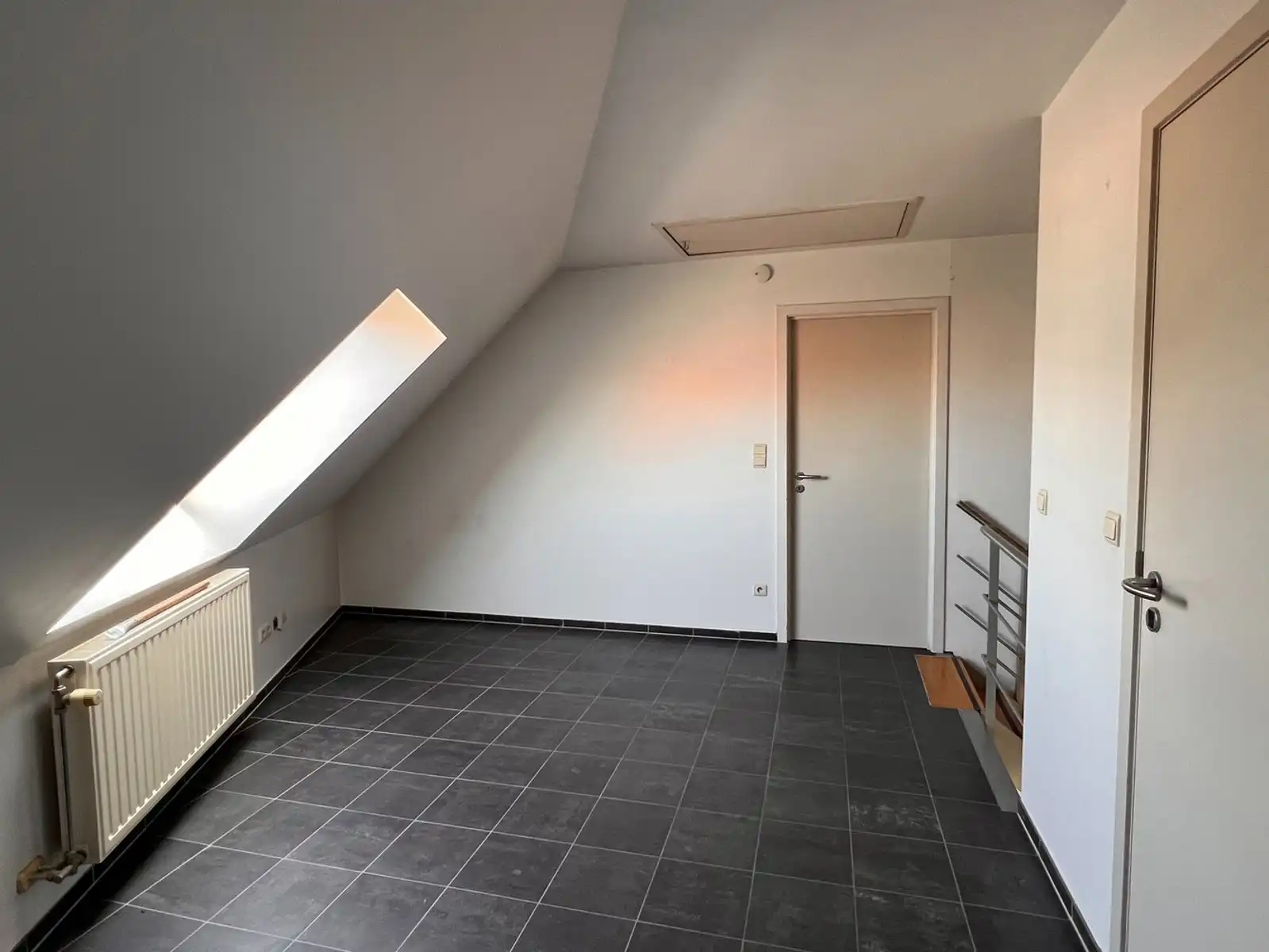 Ruim 2 slaapkamer duplex appartement te huur in Leuven foto 11
