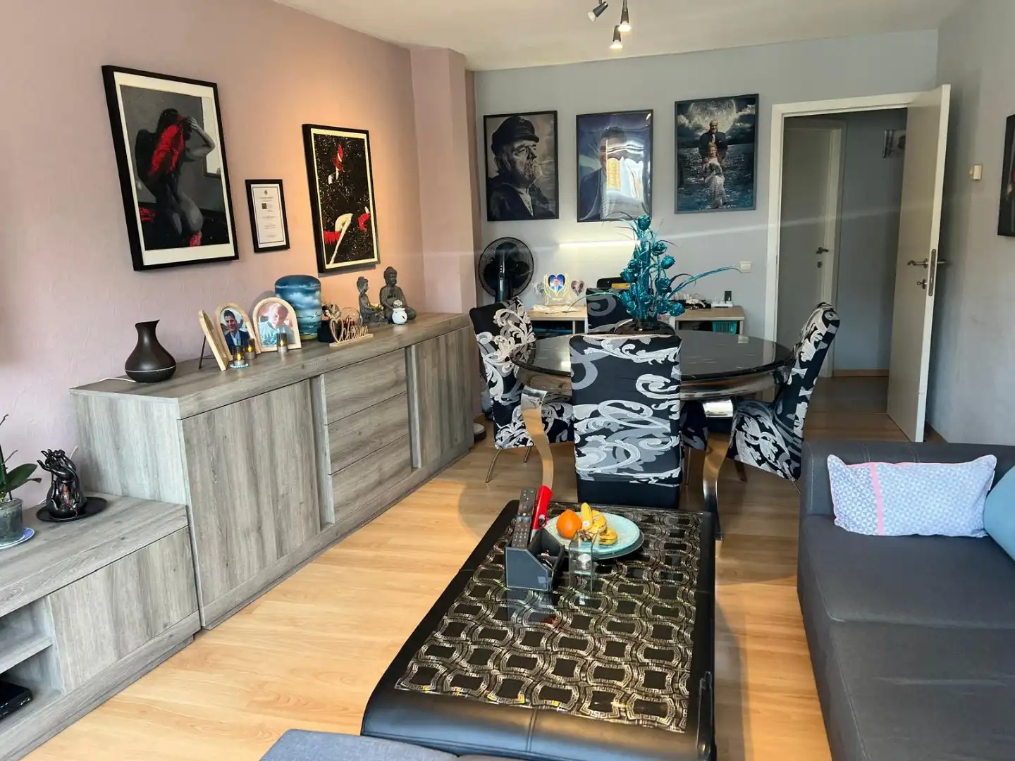 Geriefelijk 1-slaapkamerappartement in het stadscentrum van Oostende! foto 2