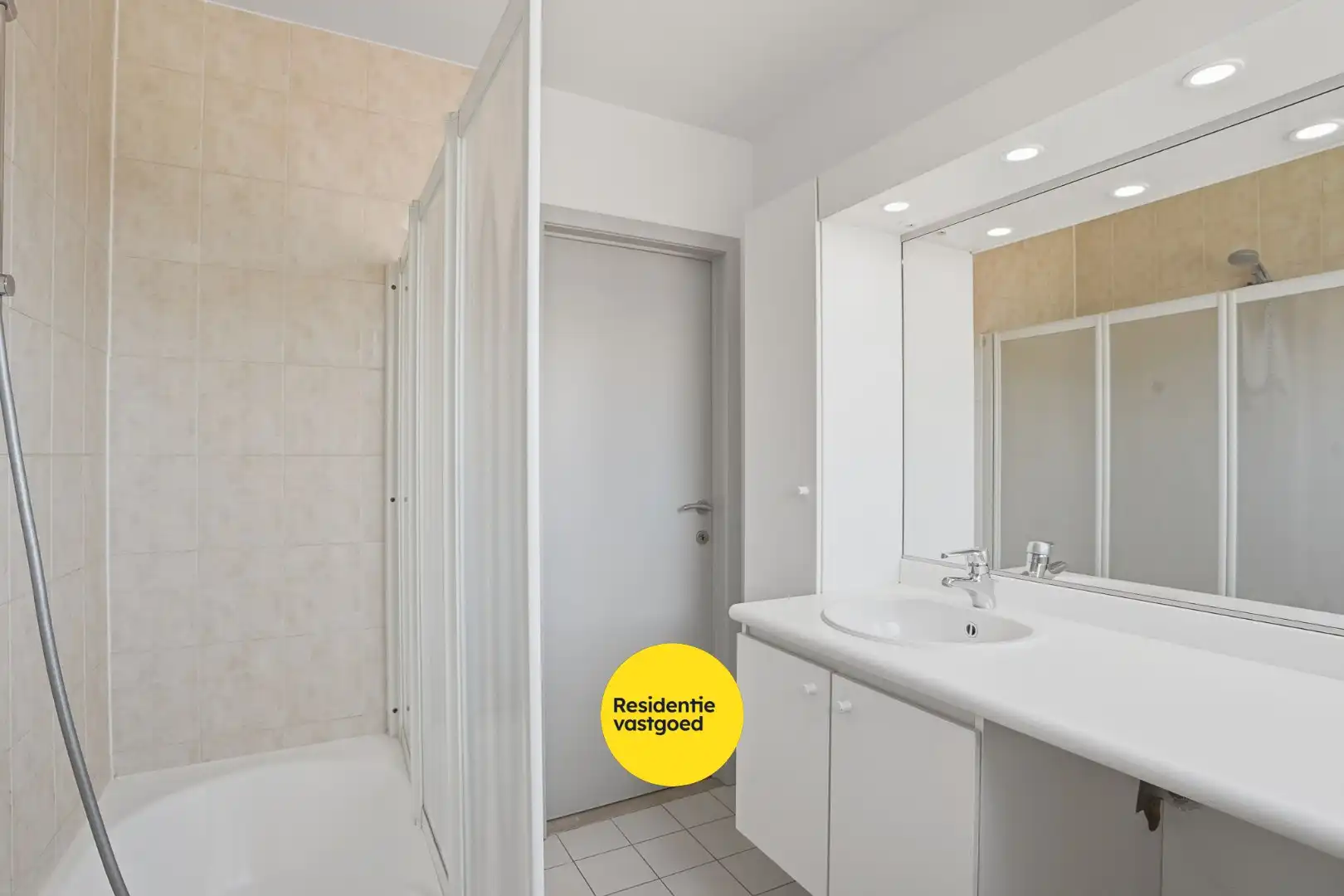 Instapklaar appartement met 2 slaapkamers te Eernegem foto 13