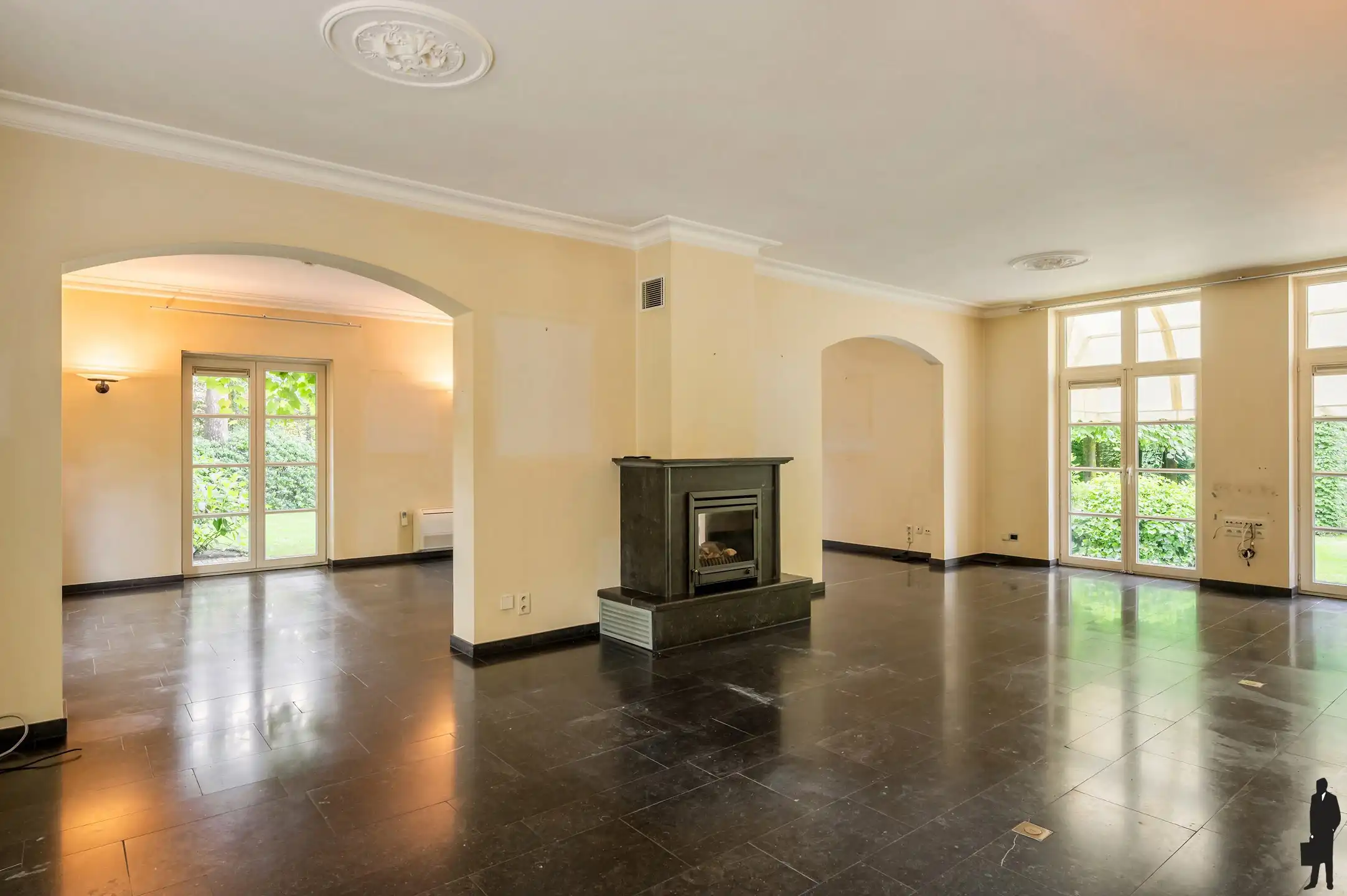 Op absolute toplocatie gelegen villa! foto 5