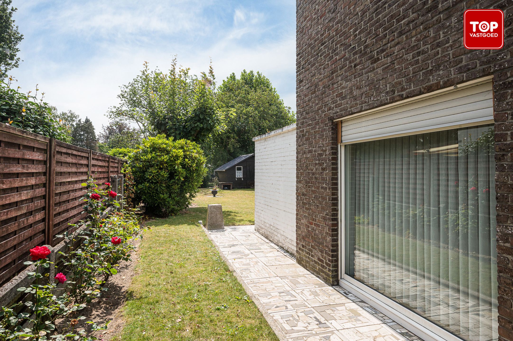 Te renoveren woning met potentieel in rustige buurt  foto 24