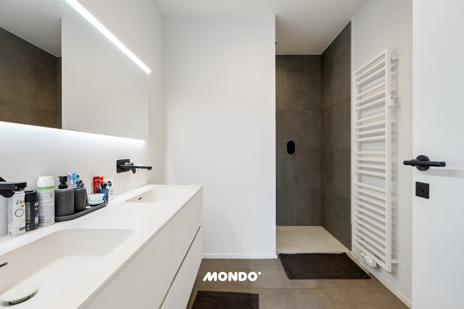 Luxe wonen: Penthouse met 3 SLK in Résidence la France, Antwerpen foto 21