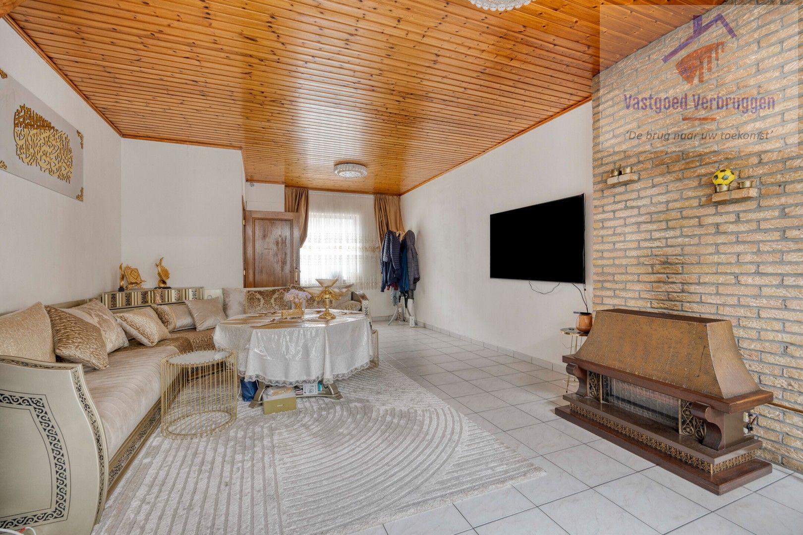 Rijwoning met 3 slaapkamers en tuin foto 3