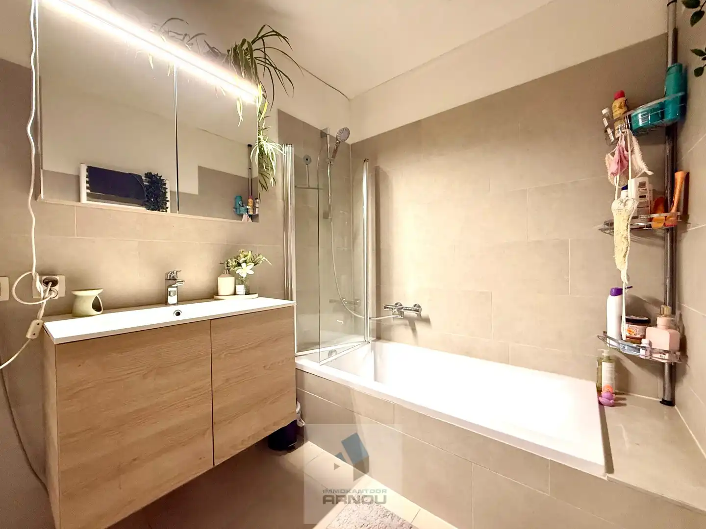 Gunstig gelegen appartement met 2 slaapkamers foto 14