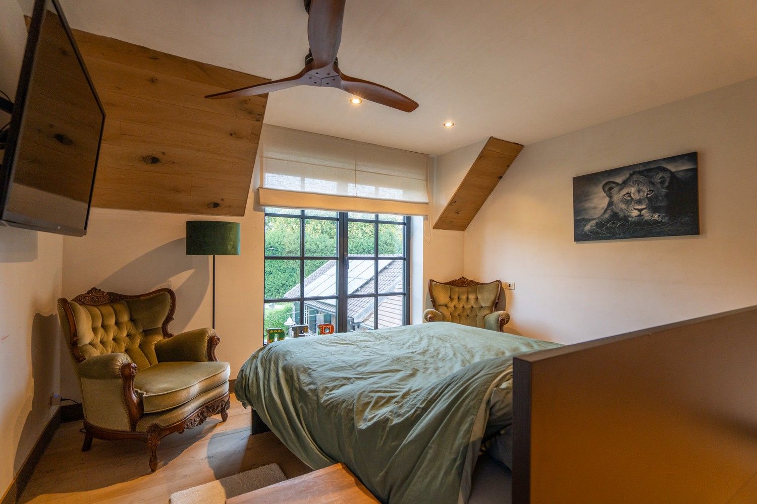 PRACHTVILLA MET ZICHT OP GROEN foto 18