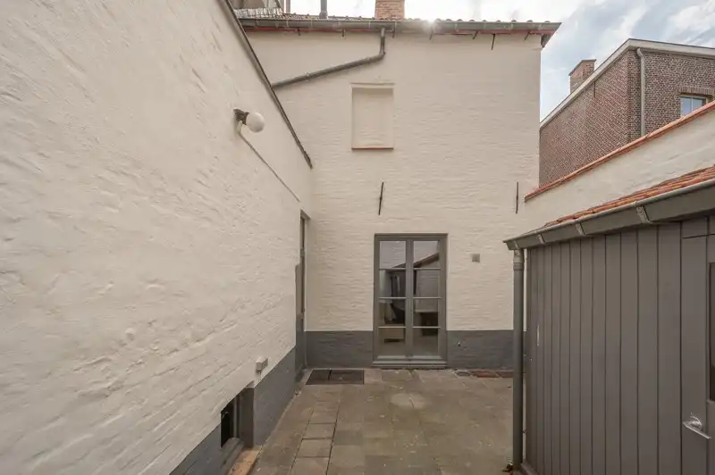 Historisch wonen in hartje Brugge – charme, comfort & karakter! foto 7