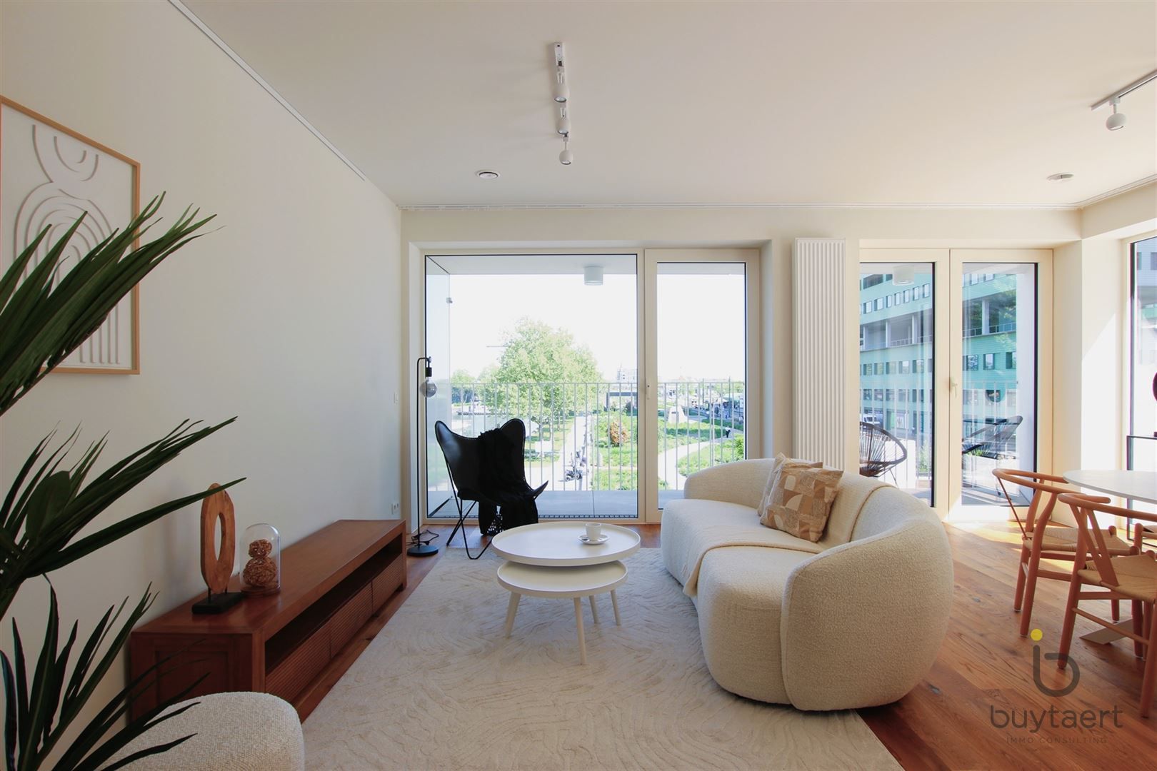 Luxe 3 slpk appartement met een gigantisch terras met zicht op het Kempisch dok. foto 17