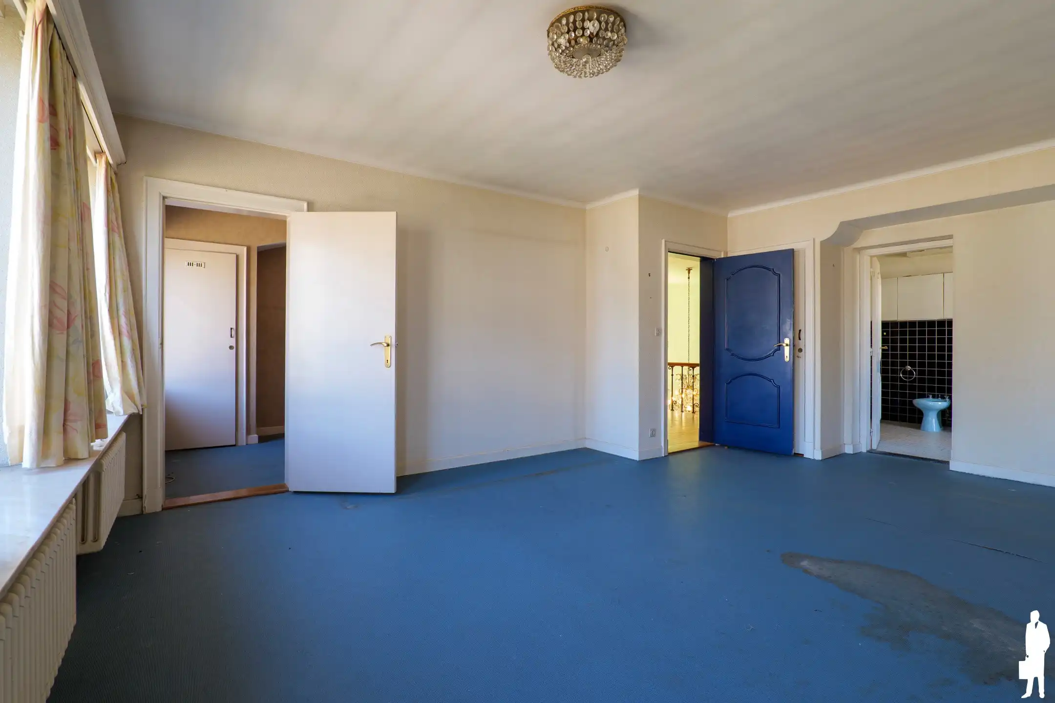 Voormalige dokterswoning in het centrum van Geel. foto 16