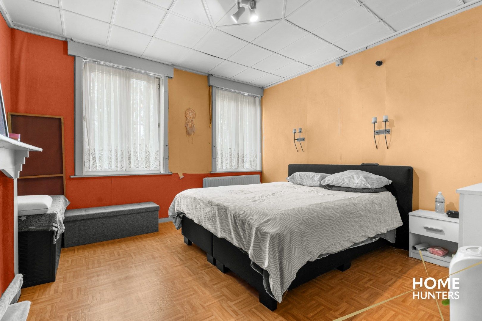 Alleenstaande woning met bijgebouwen op 1050 m² foto 15