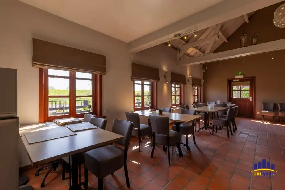 Uniek restaurant met woonst te koop op toplocatie in het groen te Hamme foto 11
