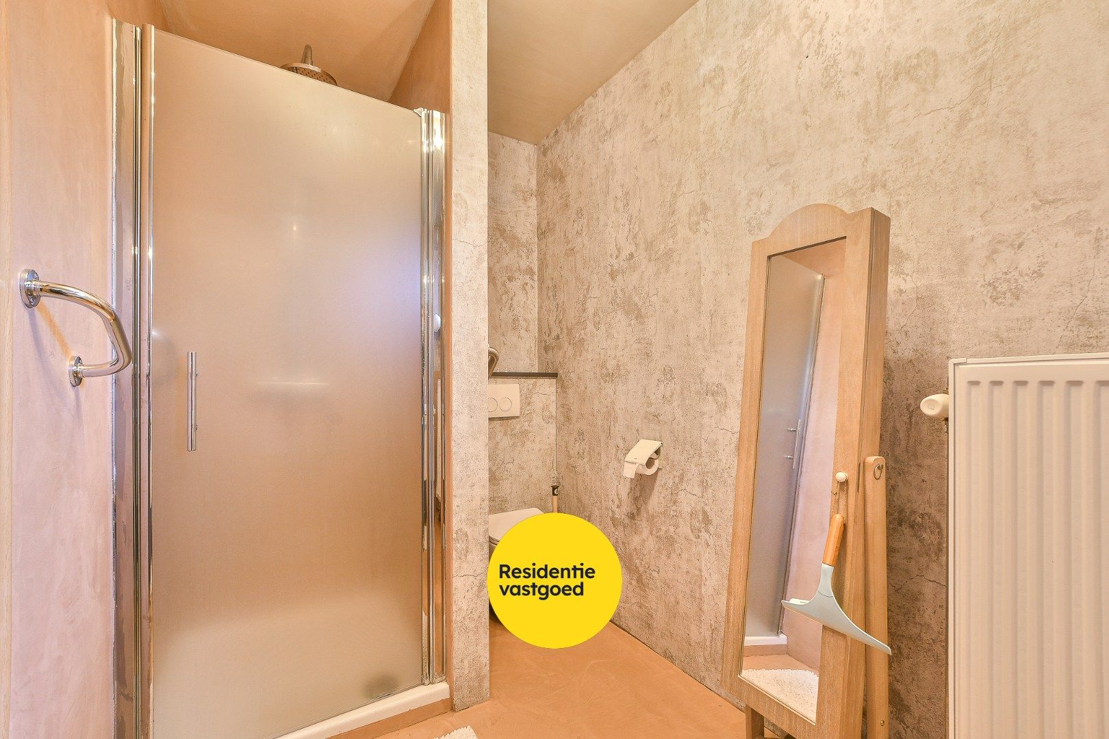 Bungalowwoning met 4 slaapkamer te huur in centrum De Haan! foto 15