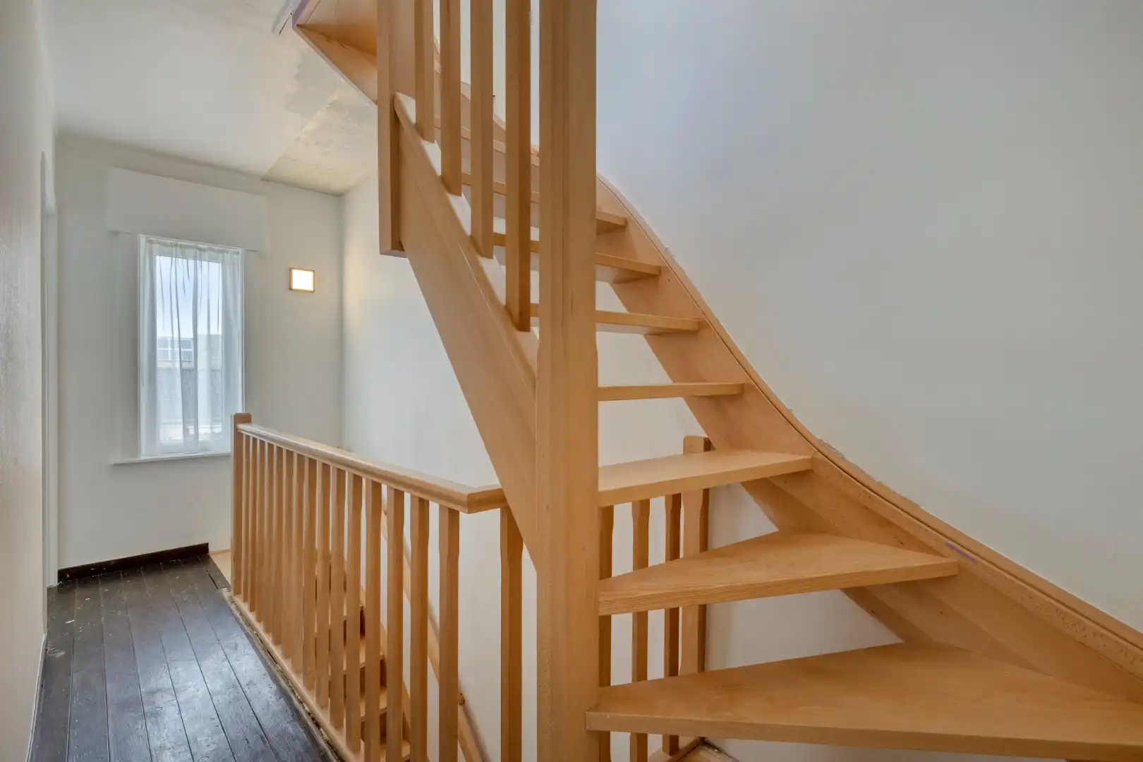 Woning met 3 slaapkamers, garage en tuintje! foto 9
