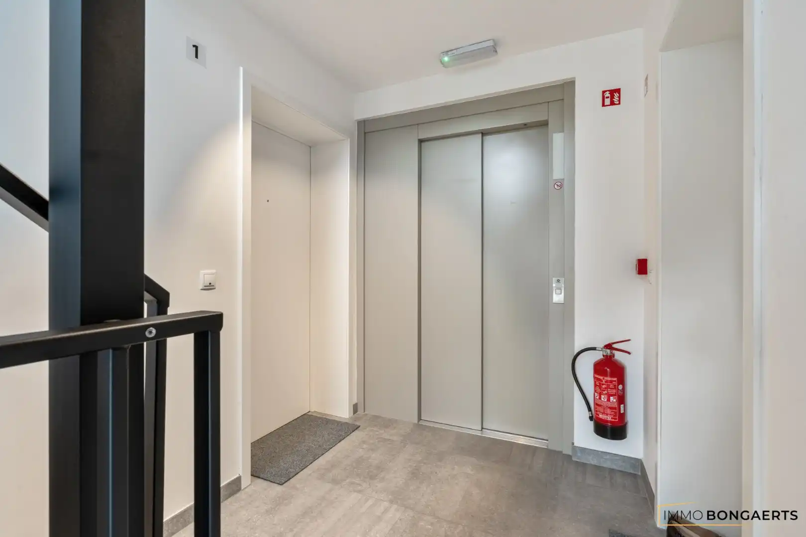 Modern appartement met 2 slaapkamers in Genk foto 19