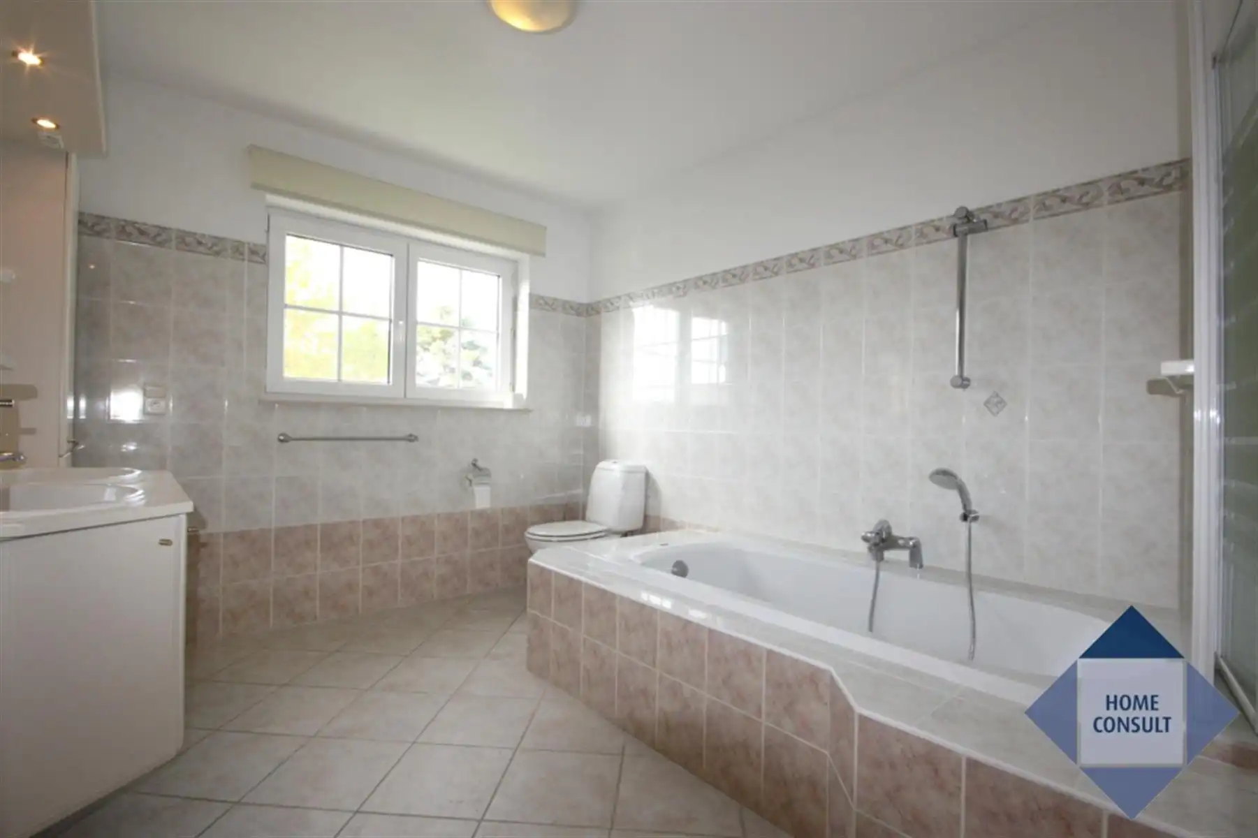 Villa te huur foto 11