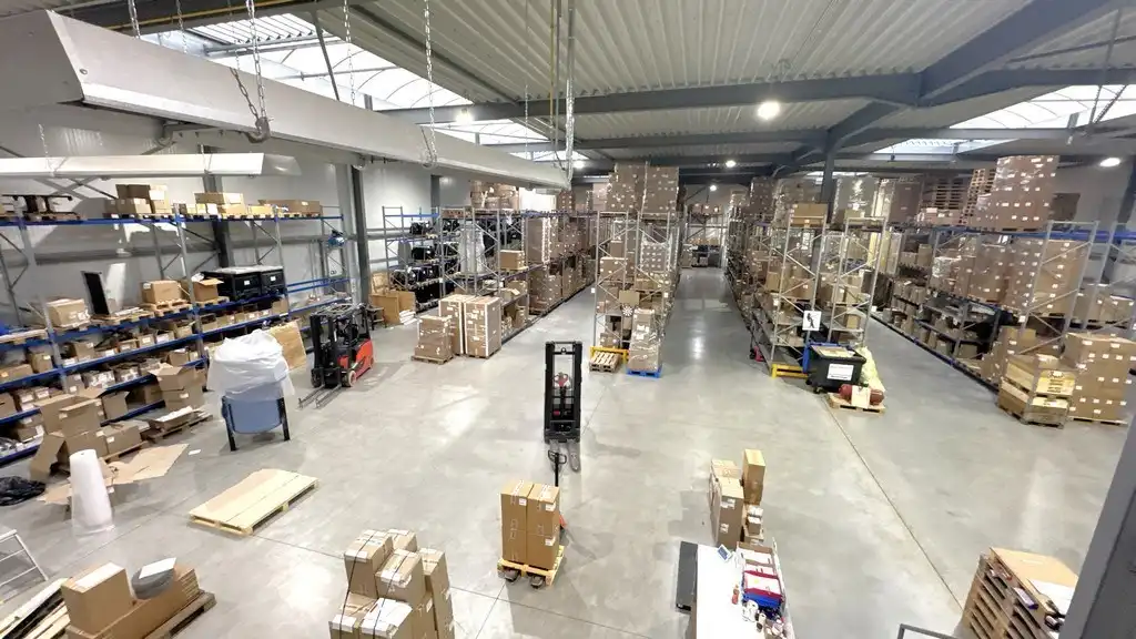 Logistiek bedrijfspand te koop aan A12 in Willebroek foto 13