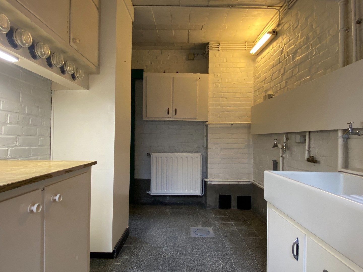 Halfopen woning te huur in het centrum van Kortrijk op een topligging! foto 15