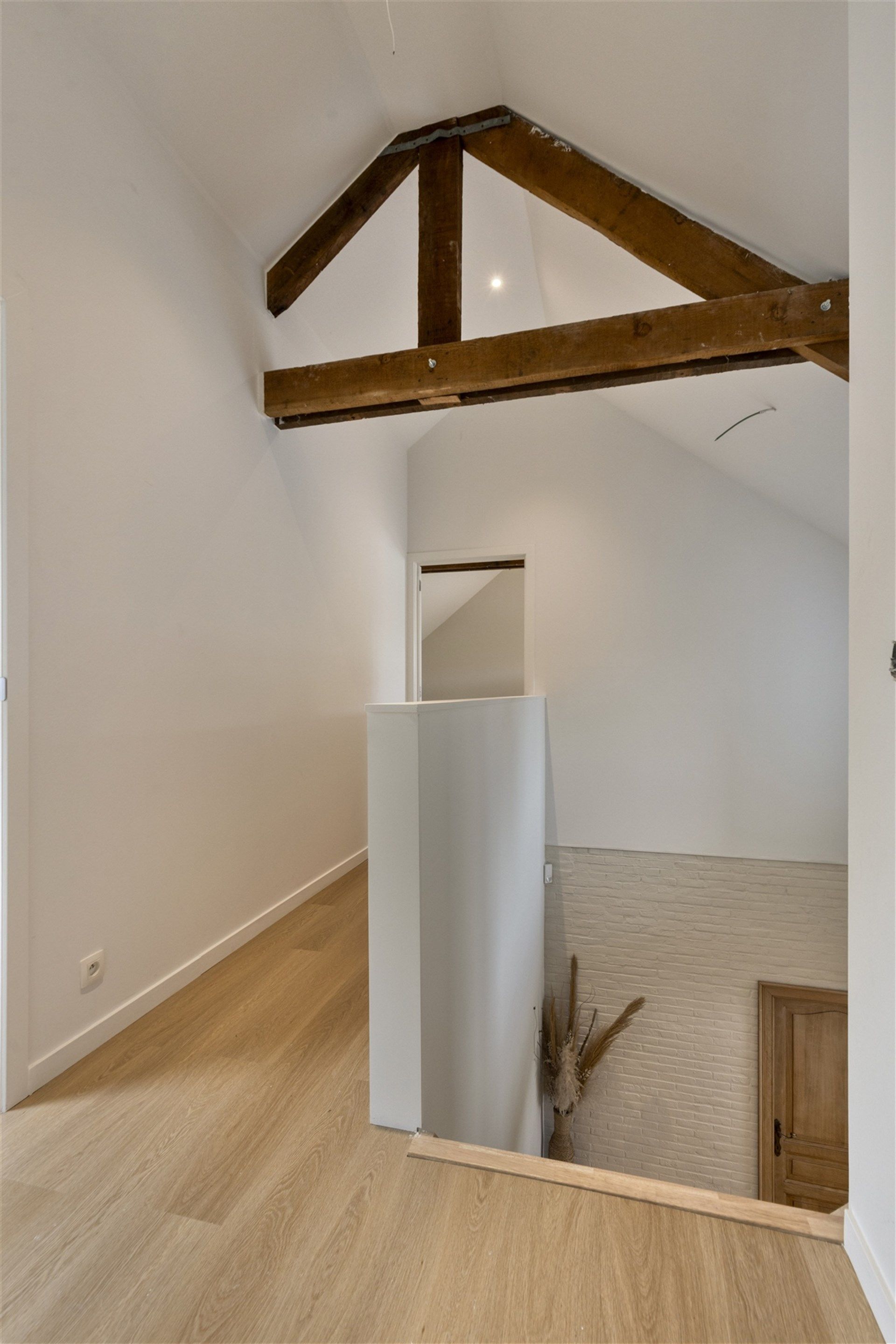 Luxueuze woning met riante tuin te Sint-Lievens-Houtem foto 12