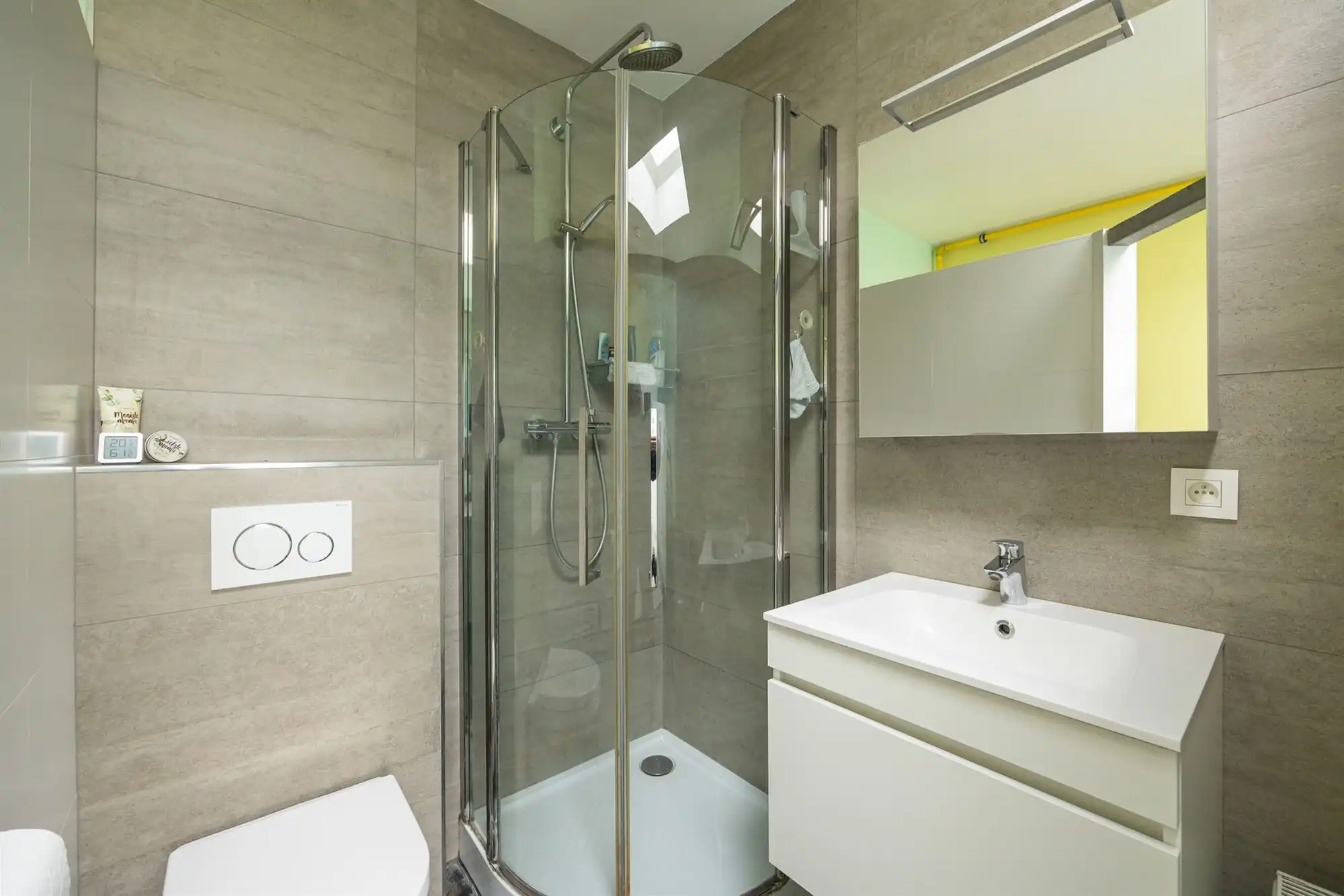 Energiezuinige woning met ruime tuin op gunstige locatie foto 12