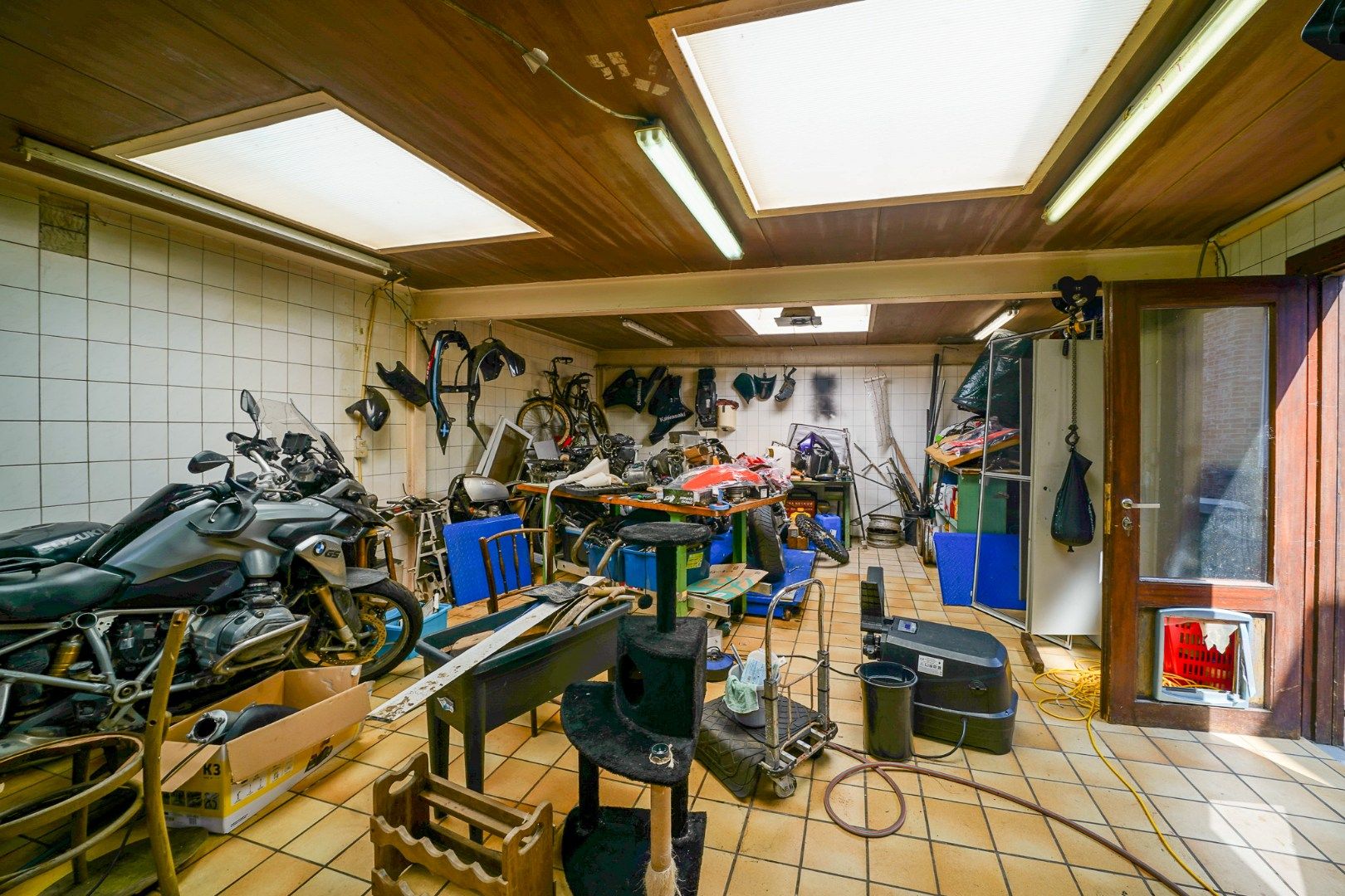Ruime woning met garage en werkplaats te Zandvoorde foto 18