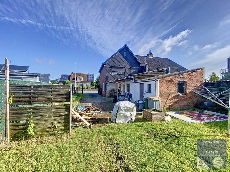 Op te frissen woning op perceel van 5a90ca foto 33